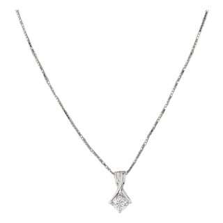 0.19ct Diamond Solitaire Pendant Necklace 18k White Gold 18" Box Chain For Sale