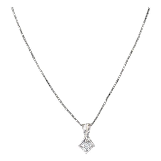 0.19ct Diamond Solitaire Pendant Necklace 18k White Gold 18" Box Chain For Sale