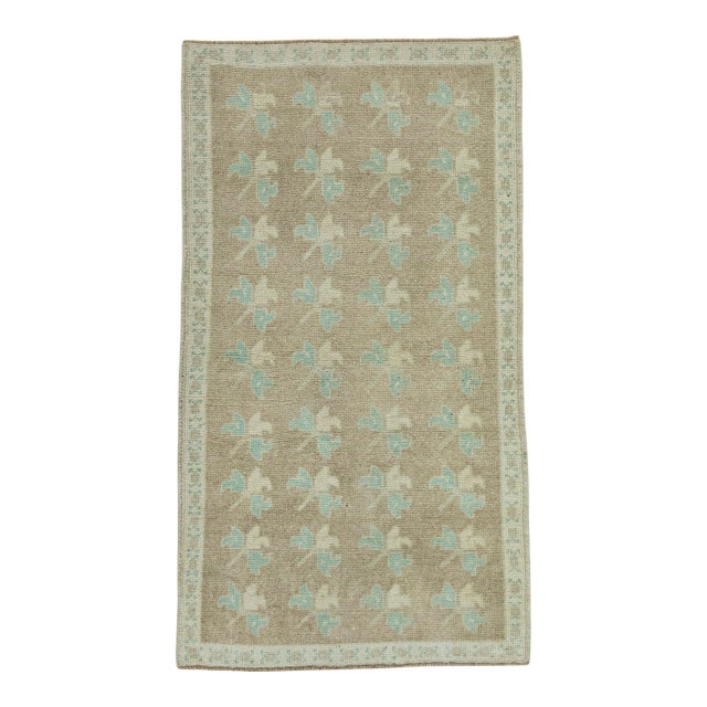 Turkish Vintage Rug 3' x 5'4" #20847 For Sale