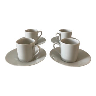 Set of 4 Bavarian Seltmann Weiden Espresso Cups and Saucer For Sale