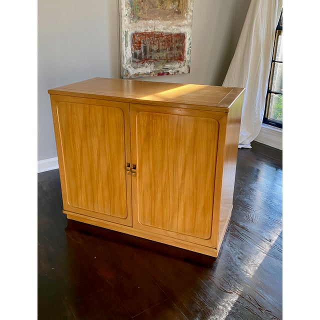 Mid-Century Modern 1950s Precedent Bleached Elm Cabinet by Edward Wormley for Drexel For Sale - Image 3 of 4