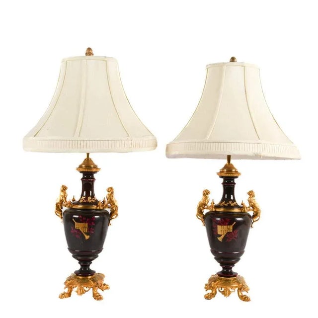 Traditional Mid 20th Century Pair of Vintage French Empire Revival Porcelain Urn Lamps, After Sèvres, With Gilt Bronze Mounts For Sale - Image 3 of 7