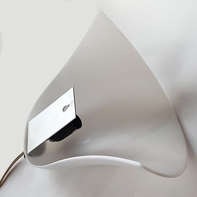 Mid-Century Modern Acrylic Glass Wall Lamp from Hala Zeist, 1970s For Sale - Image 3 of 5