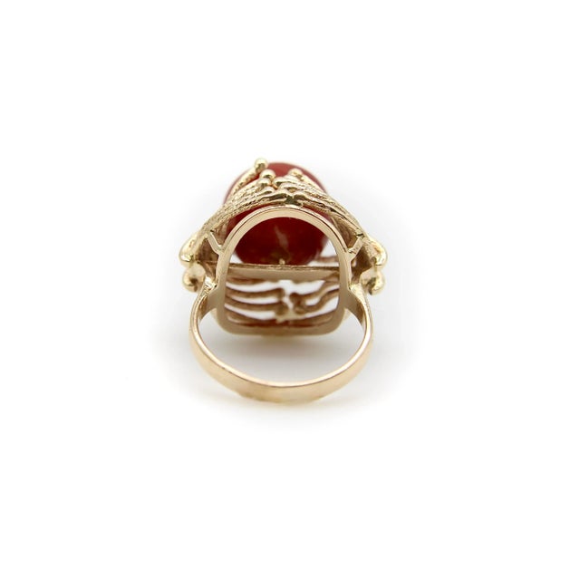 1960s Vintage 14k Gold Freeform Sardinian Coral Sphere Ring Size 5 For Sale - Image 5 of 9