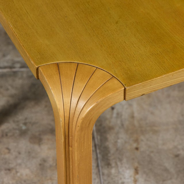 Mid-Century Modern Alvar Aalto "Model X601" Side Table for Artek For Sale - Image 3 of 16