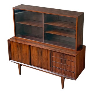 Danish Modern Rosewood Two-Piece Sideboard and Hutch by Hundevad & Co. For Maurice Villency For Sale