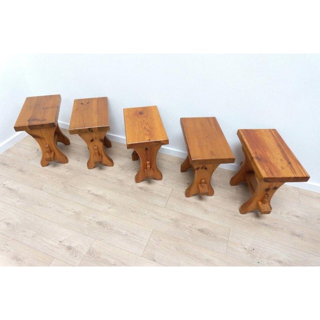 Mid-Century Swedish Dining Table and Stools in Pine, 1960, Set of 6 For Sale - Image 4 of 18