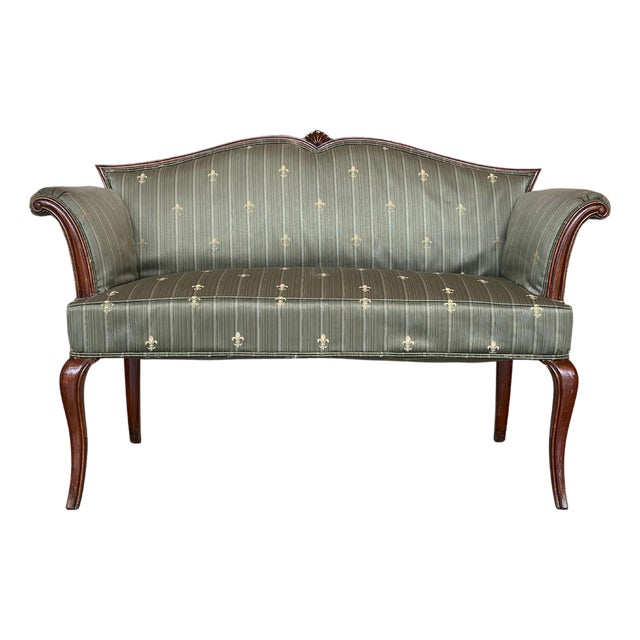 Early 20th Century Carved Mahogany Window Seat For Sale