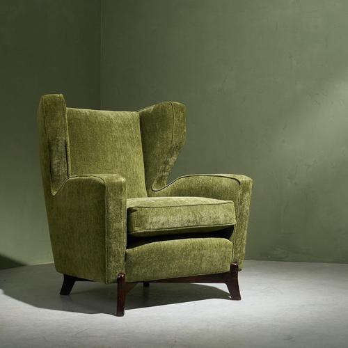 This 1950s Lounge Chair attributed to Melchiorre Bega, exemplifies the elegance and craftsmanship of mid-century Italian...