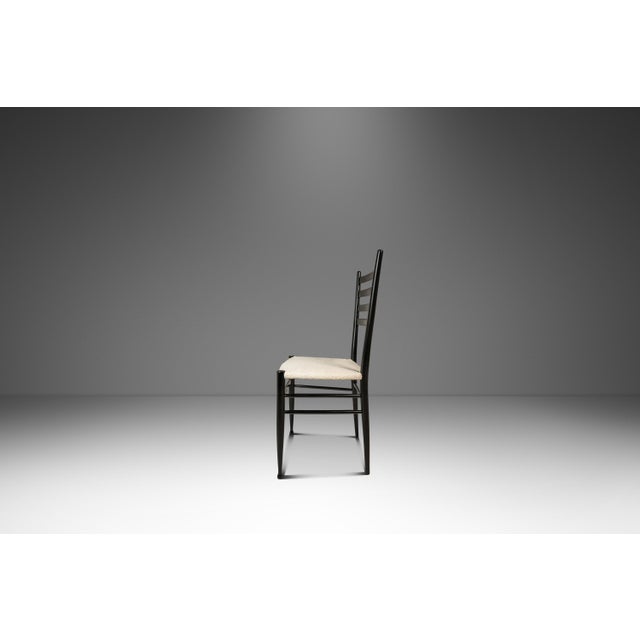 Mid-Century Modern Set of Twelve (12) Mid-Century Italian Modern Bespoke Ebonized High-Back Dining Chairs in White Bouclé After Gio Ponti, Italy, C. 1960's For Sale - Image 3 of 17