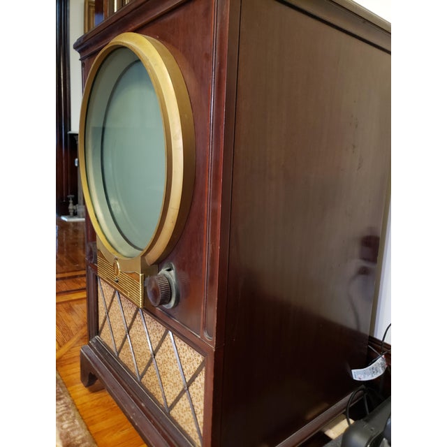 Vintage Mid Century Zenith Round Screen Tv Chairish