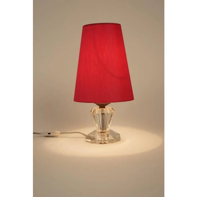 French Table Lamp with Cut Glass Base and Coral Silk Shade in Regency Style For Sale - Image 12 of 13