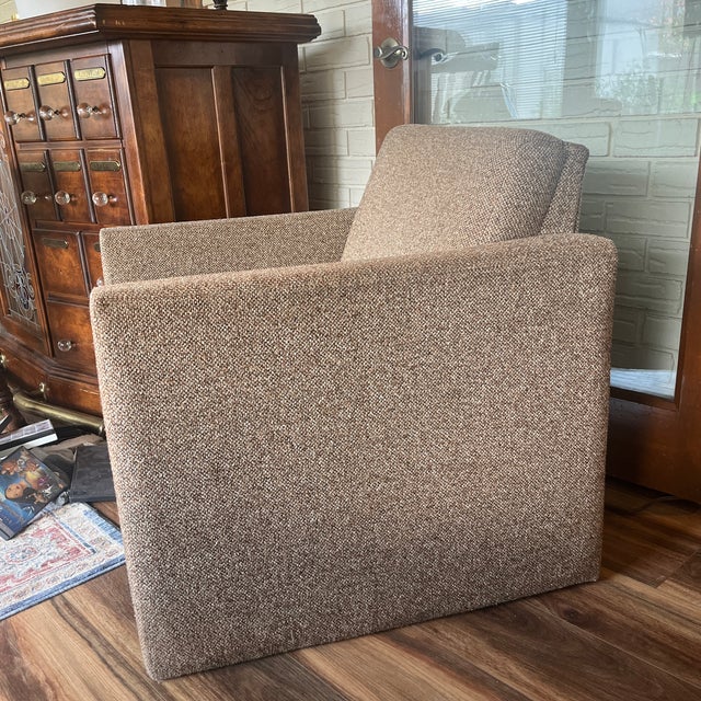 A 1970s Parsons Cube Chair in the Manner of Milo Baughman For Sale - Image 9 of 9