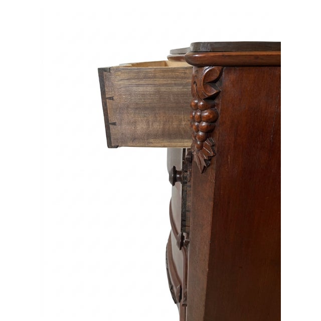 Antique English Oak Chest of Drawers For Sale In Baltimore - Image 6 of 12