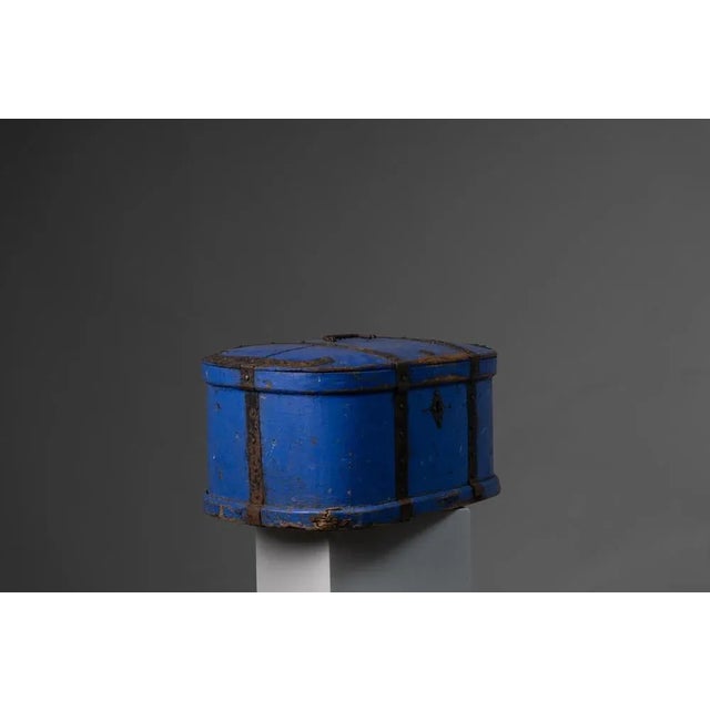 Early 19th Century Swedish Antique Bright Blue Travelling Box For Sale - Image 5 of 11