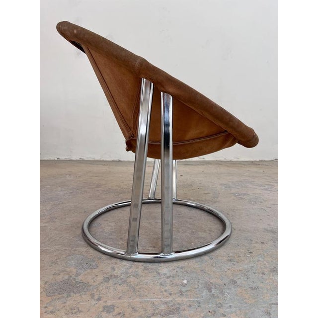 This Balloon Chair (model Sling) by Lusch & Co. is an absolute cult object from the 1960s, bringing the optimistic,...
