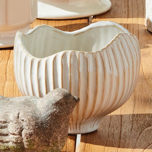 Early 21st Century Marianna Pot For Sale - Image 5 of 5