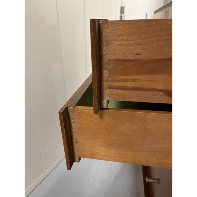 1930's American Modernist Walnut Chest of Drawers For Sale - Image 14 of 18