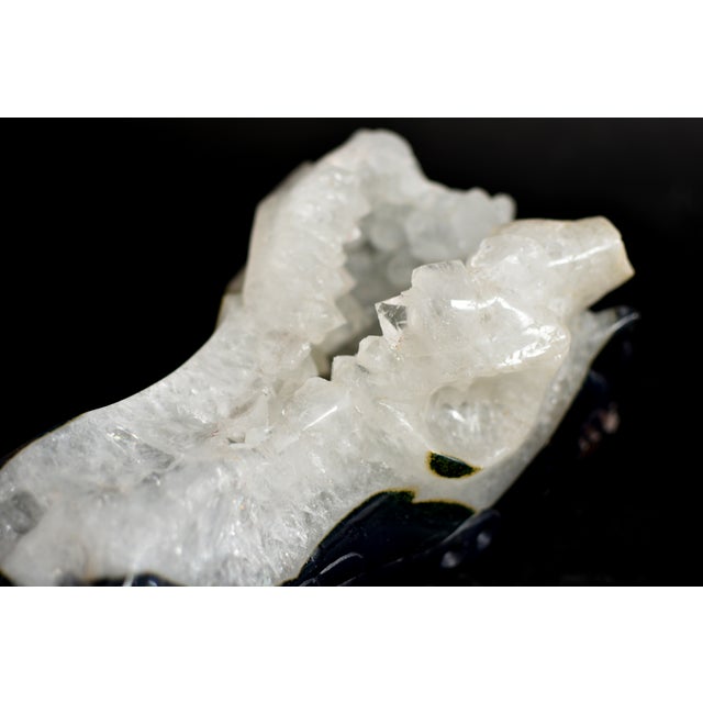 Late 20th Century Rock Crystal Geode Dragon Head Modern Sculpture 8.5 Lb For Sale - Image 12 of 14