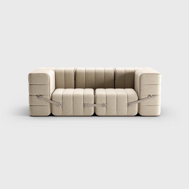 The classic seven. Why shouldn't you be able to turn a modular sofa into a classic sofa? a truly compact and cozy couch...