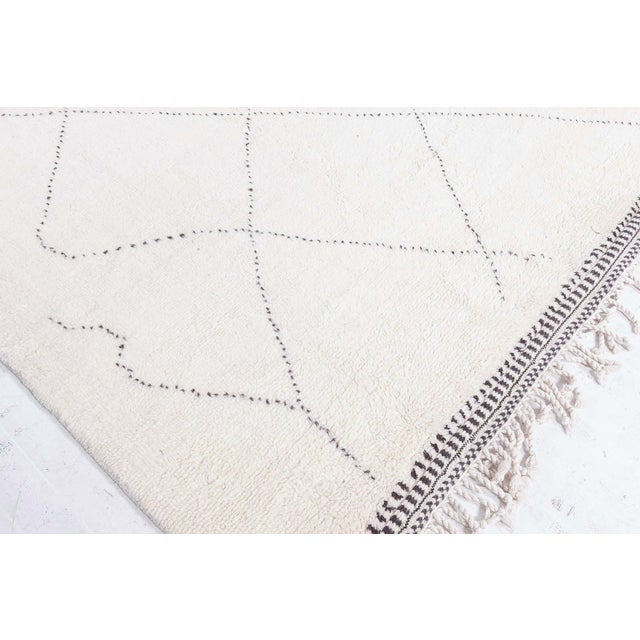 Geometric Modern Handmade Wool Rug In Ivory "labyrinth" by Doris Leslie Blau For Sale In New York - Image 6 of 8
