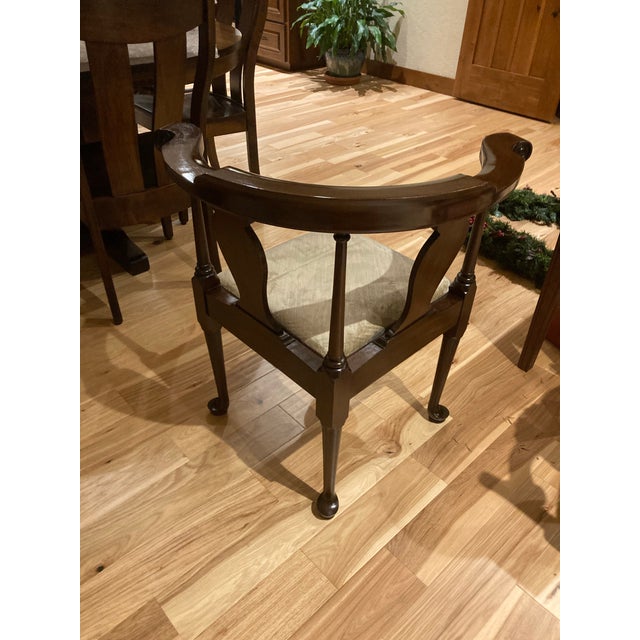 Henkel Harris Antique Henkel Harris Mahogany Corner Chair For Sale - Image 4 of 4