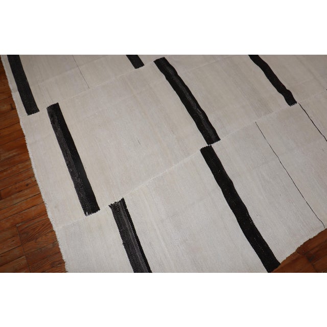 Textile 20th Century Zabihi Collection Turkish Kilim For Sale - Image 7 of 9