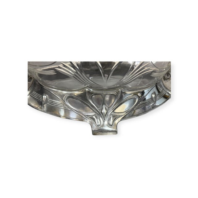 Metal Early 20th Century Art Nouveau White Metal & Etched Glass Centrepiece in the style of WMF For Sale - Image 7 of 10