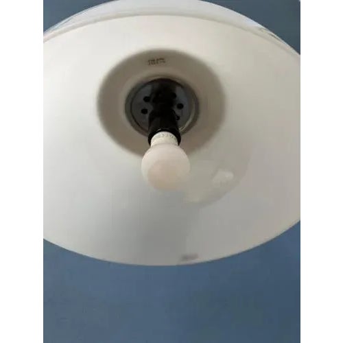 Vintage White Faro Acrylic Glass Pendant Lamp from Guzzini For Sale - Image 9 of 11