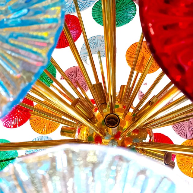 Large Italian-designed ceiling lamp from the mid-20th century in the Sputnik style. Its characteristic metal structure,...