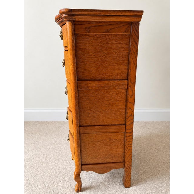 Victorian Vintage Lexington Furniture Victorian Sampler Oak 5-Drawer Serpentine Lingerie Chest For Sale - Image 3 of 5