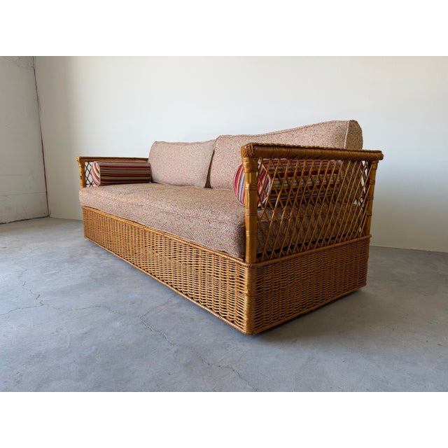 1980s Vintage McGuire San Francisco Coastal Organic Wicker & Rattan Sofa For Sale - Image 5 of 12