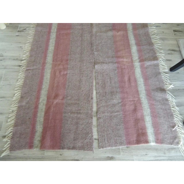 Large Argentinean Taupe Heavy Wool Throw For Sale In Tampa - Image 6 of 8