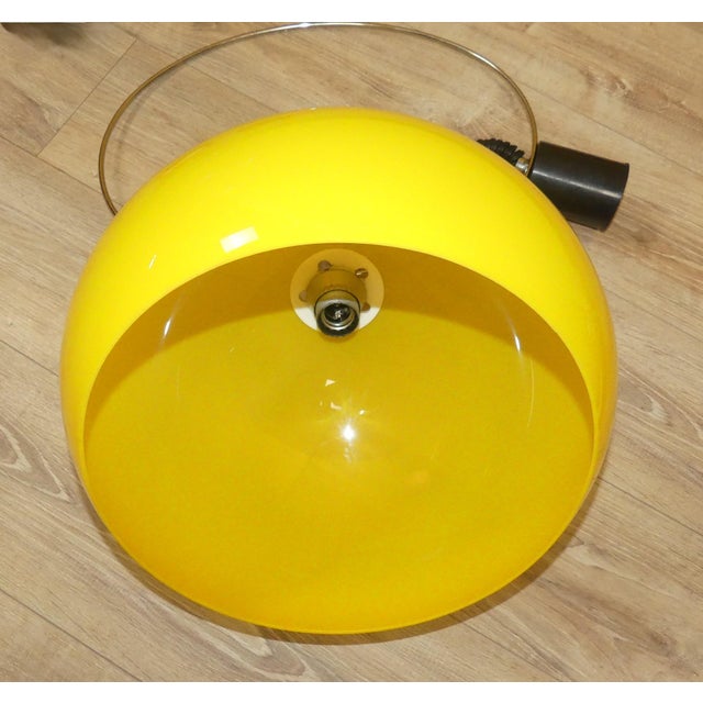 Pendulum Pendant in Yellow Plastic and Chrome, 1970s For Sale - Image 9 of 12