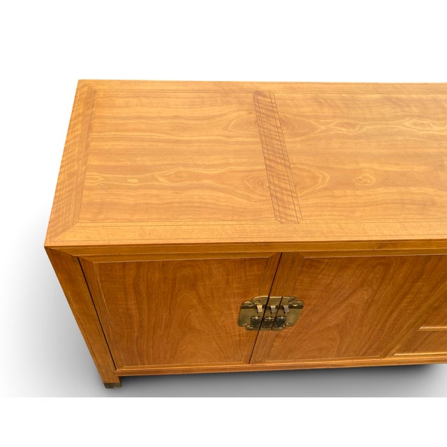 Baker Mid Century Chinoiserie Figured Walnut Brass Mounted Credenza Sideboard For Sale - Image 9 of 18