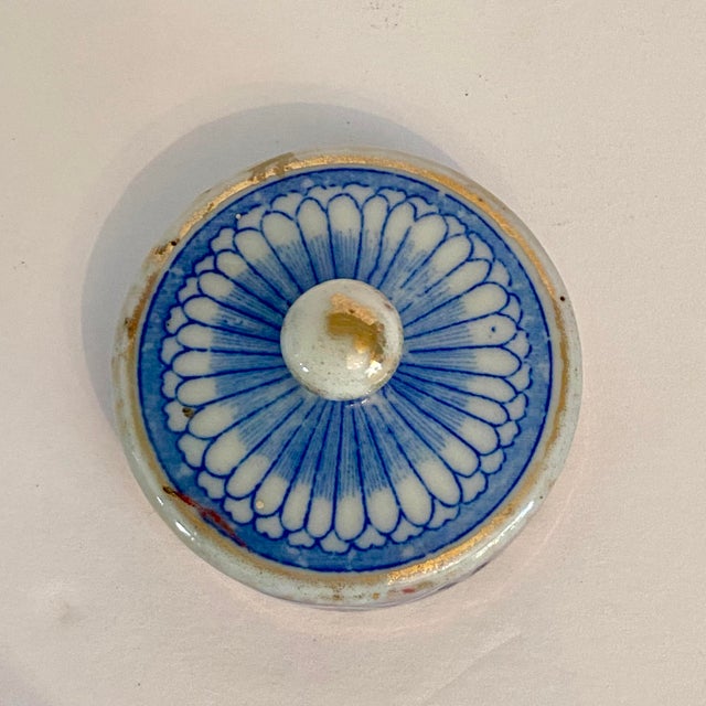 1910s Antique Chinese Blue and White Porcelain Cricket Cage Inkwell For Sale - Image 5 of 15