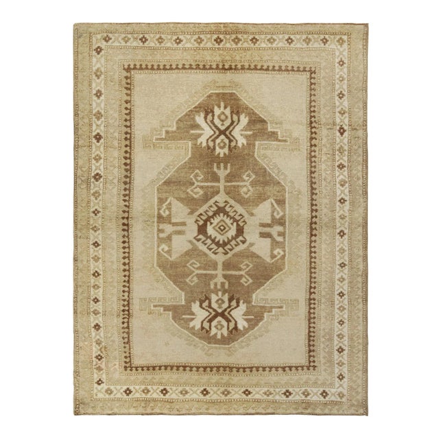 Textile Hand-Knotted Vintage Turkish Kars Rug in a Beige-Brown, White Medallion Pattern For Sale - Image 7 of 7