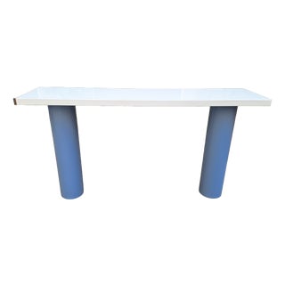 Console in White Lacquer with Cylindrical Plastic Legs by Tresoldi Salvati, 1980s For Sale