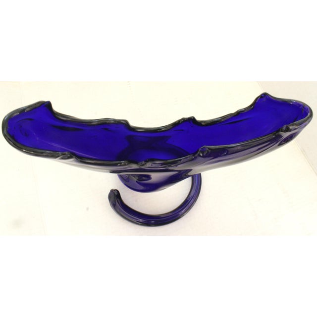 1970s Cobalt Blue Blown Glass American Cornucopia Gondola Centerpiece Vase For Sale - Image 16 of 16
