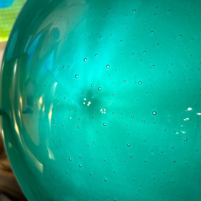 Contemporary Green Hand Blown Glass Disk and Chrome Tabletop Lamp For Sale - Image 3 of 8