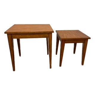 Ethan Allen Set of Two Nesting Tables For Sale