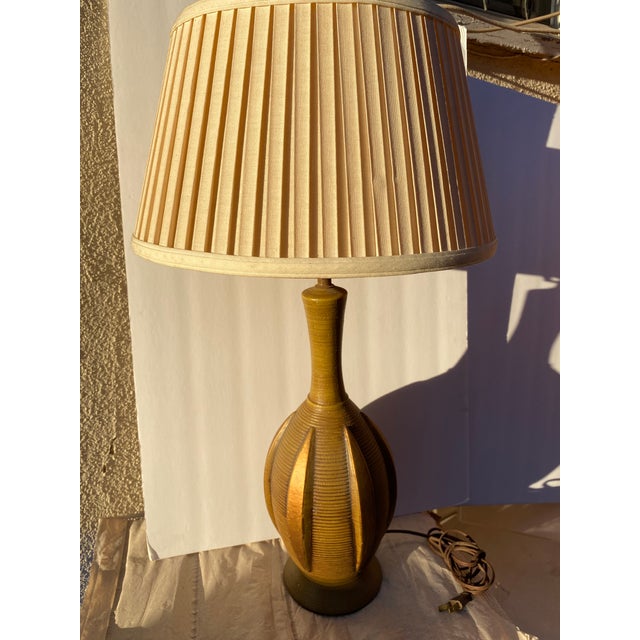 Mid-Century Modern Mid-Century Modern Textured Pottery Lamp For Sale - Image 3 of 13