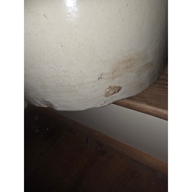 American 19th Century 8 Gallon Stoneware Crock by the Buckeye Pottery Company For Sale - Image 3 of 14