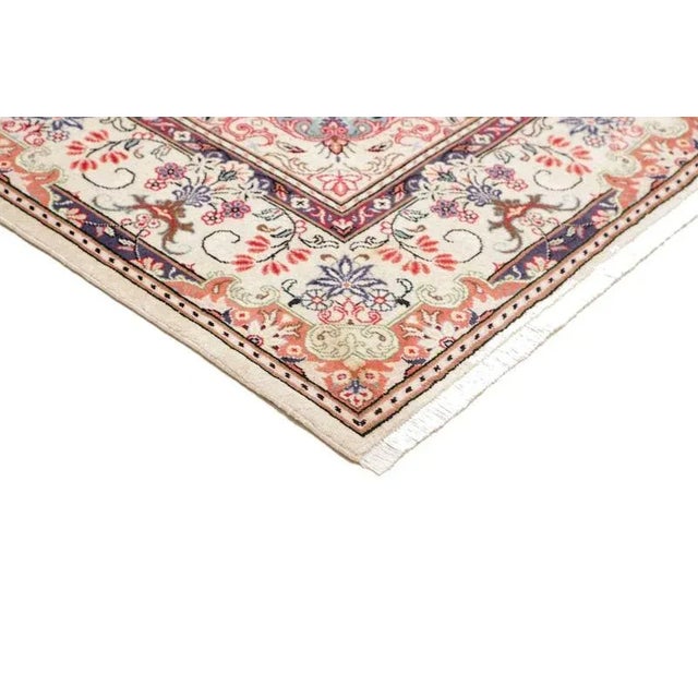 Middle Eastern Hand-Knotted Kashan Rug For Sale - Image 5 of 11