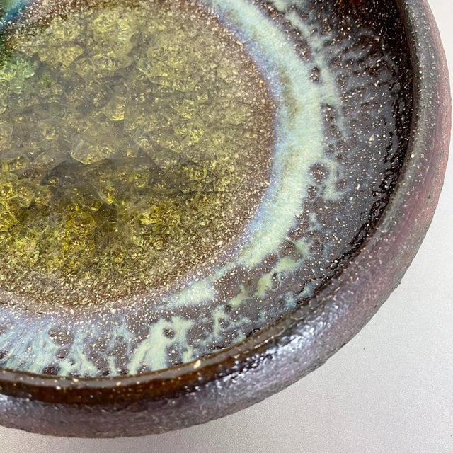 Ceramic Studio Pottery Bowl Shell Element by Gerhard Liebenthron, Germany, 1970s For Sale - Image 9 of 18
