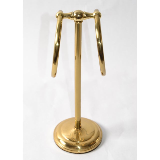 Charming elegance for your Kitchen, Bathroom, powder room, guest baths or vanity with this free standing brass double ring...