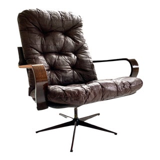 Danish Modern Brown Leather and Bentwood Swivel Armchair For Sale