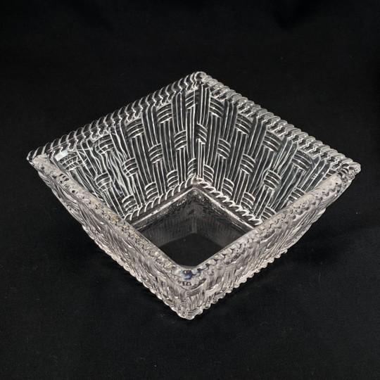 Tiffany & Co. Woven Basket Weave Square Crystal 4” Dish / Trinket (New Without Box) Vintage 1990s For Sale In Philadelphia - Image 6 of 17
