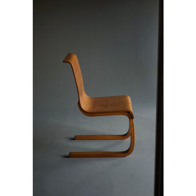 Wood Vintage Model No.21 Chair with Karelian Birch Seat by Alvar Aalto, 1933 For Sale - Image 7 of 18