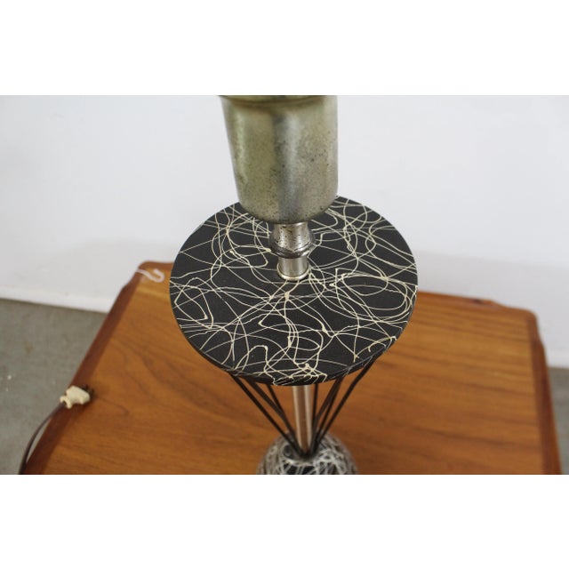 Metal Mid-Century Modern Caged Wire Base Drum Shade Painted Table Lamp For Sale - Image 7 of 13